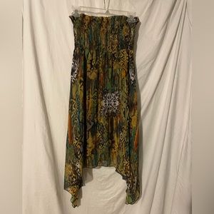 MULTI COLORED STRAPLESS DRESS SIZE 4